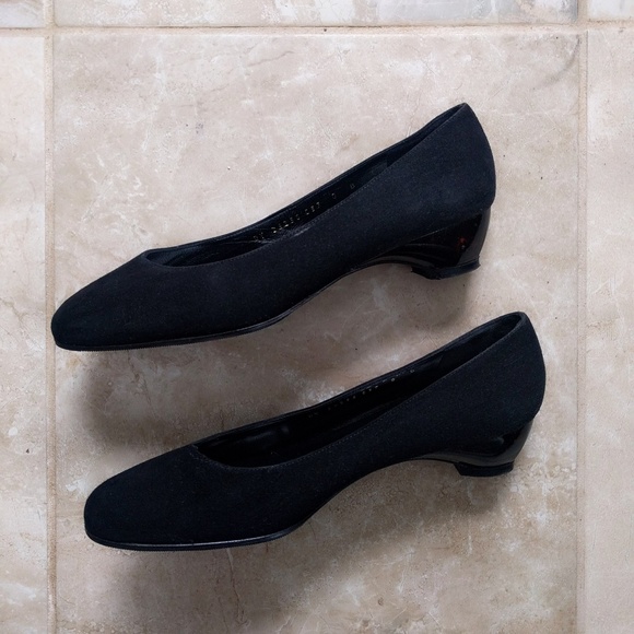 Vintage Ferragamo Suede Tortoise Wedge Ballets 8 - Picture 4 of 4